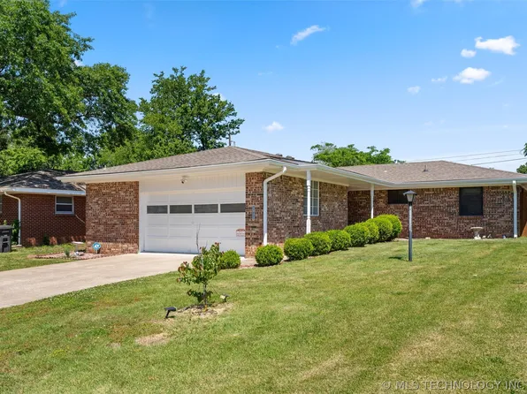 4932 Amherst Dr, Bartlesville, OK 74006