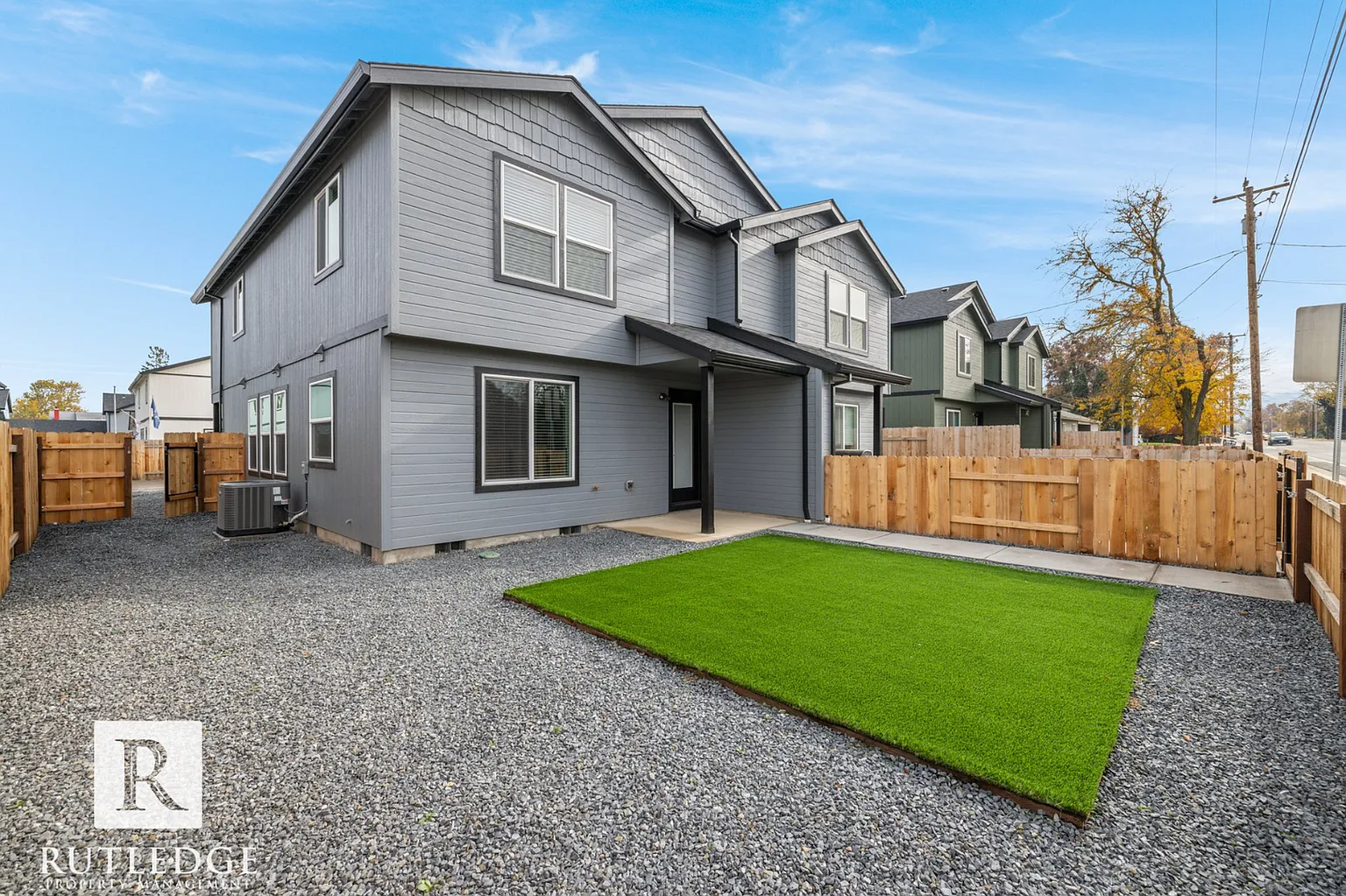 339 Lozier Ln photo 1