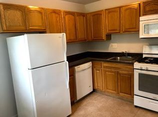 348 Fountain St APT 13, Philadelphia, PA 19128