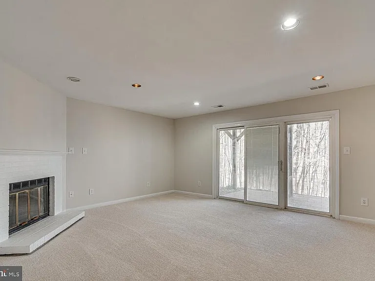 33 Lake Park Ct #965 — Photo 35