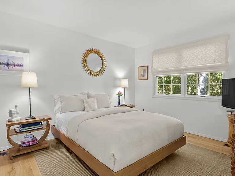 210 Treescape Dr — Photo 16