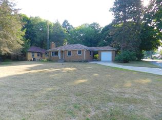 1401 Miami Rd, Benton Harbor, MI 49022