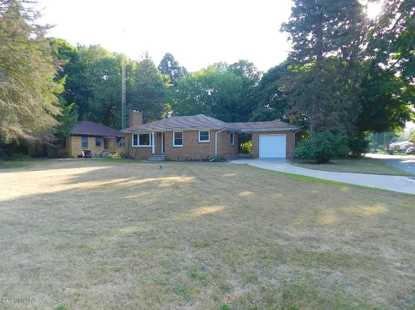 1401 Miami Rd, Benton Harbor, MI 49022