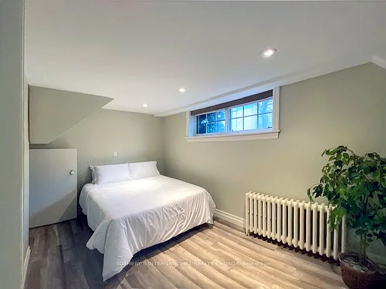 21 Melgund Rd #MAIN LOWER — Photo 15
