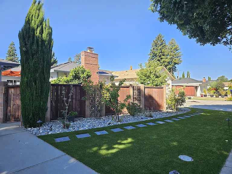 1137 W Knickerbocker Dr — Photo 5