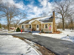 8253 N Meridian Rd, Lake Village, IN 46349