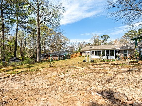 5th image of 3009 Grouse Ave