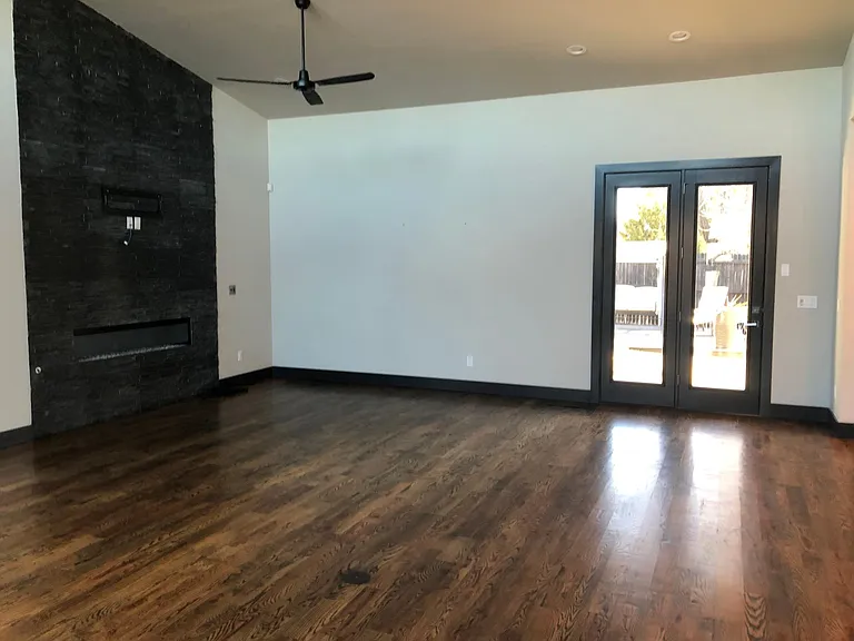 2241 W Decatur St S — Photo 36