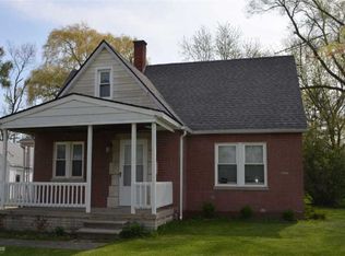 54030 North Ave, Macomb, MI 48042