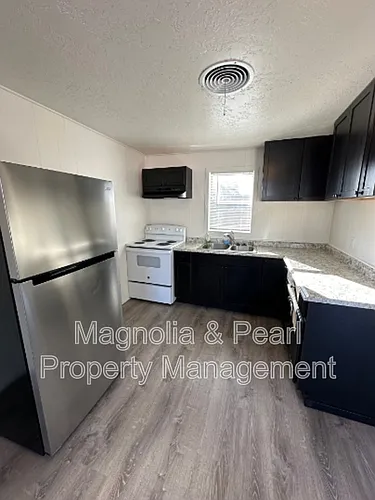 712 E Grove Ave #14 Photo 1