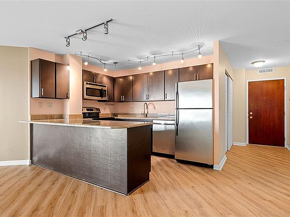 3rd image of 3838 Rainbow Blvd #711