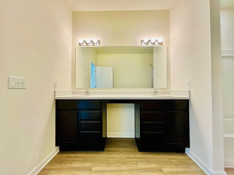 3815 Starkey Dr — Photo 13