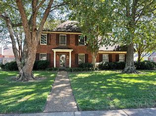 860 Rhett Butler Dr, Collierville, TN 38017