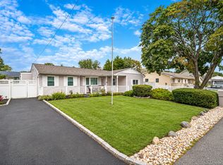 179 Ford Street, Holbrook, NY 11741