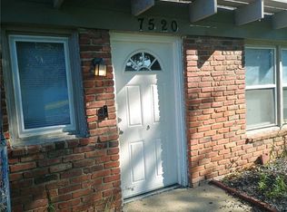 7520 E 75th St, Kansas City, MO 64138