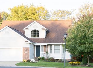 4560 Crestview Ct, Cleveland, OH 44143