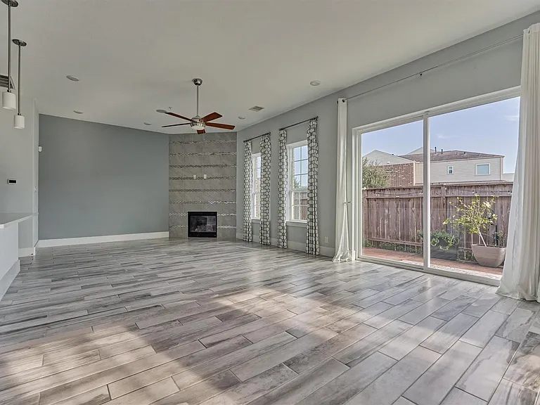 2113 Solstice Blvd — Photo 20