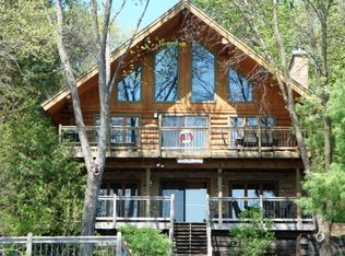 11285 42nd St SE, Clear Lake, MN 55319