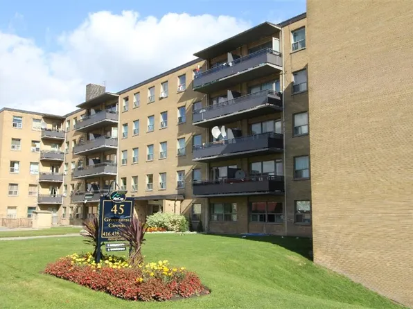 45 Greencrest Cir, Toronto, ON M1G 1B9