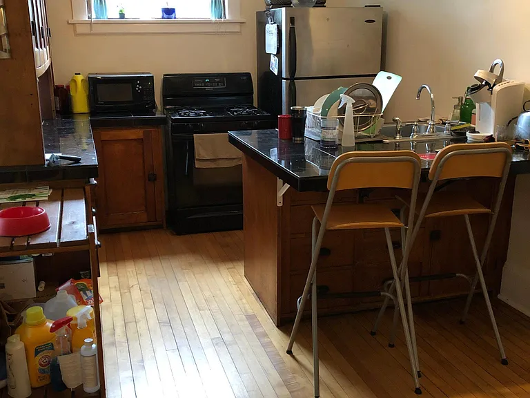 3025 Garfield Ave #2 — Photo 8