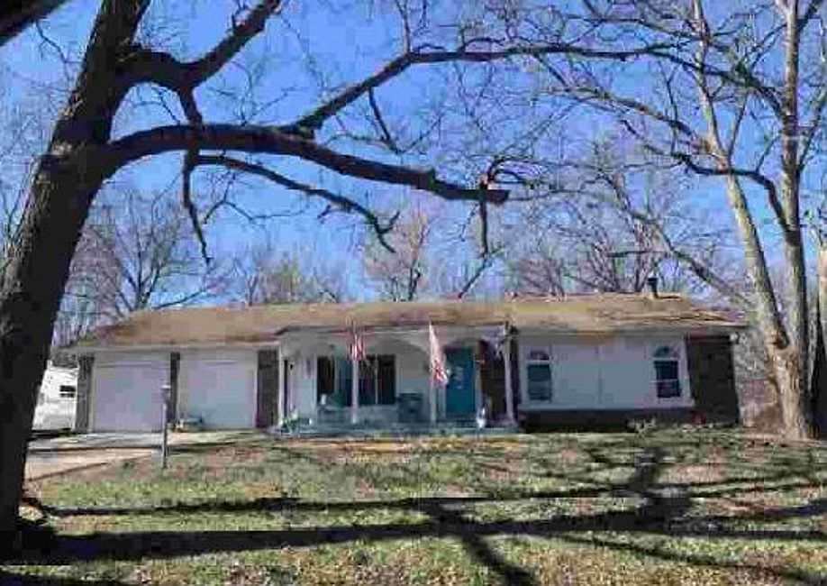 212 S Wells St, Butler, MO 64730 Zillow