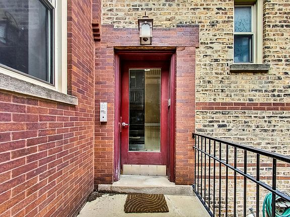 3rd image of 2740 N Kimball Ave APT 1R