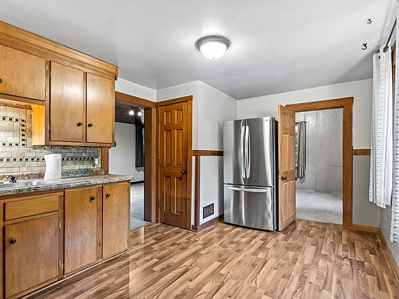 5th image of 3472 Northwood Rd