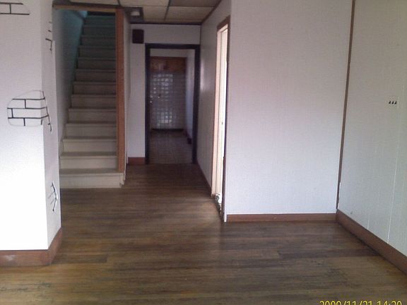 3rd image of 113 N 24th Ave