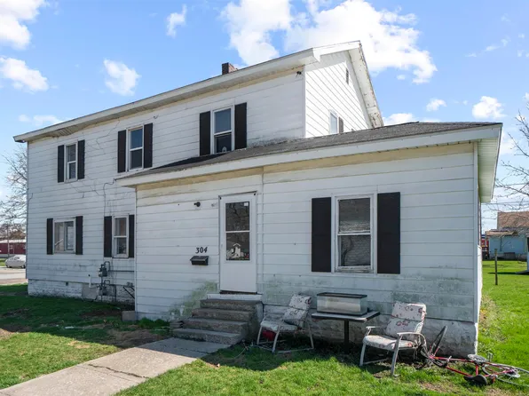 304 W Green St, Butler, IN 46721