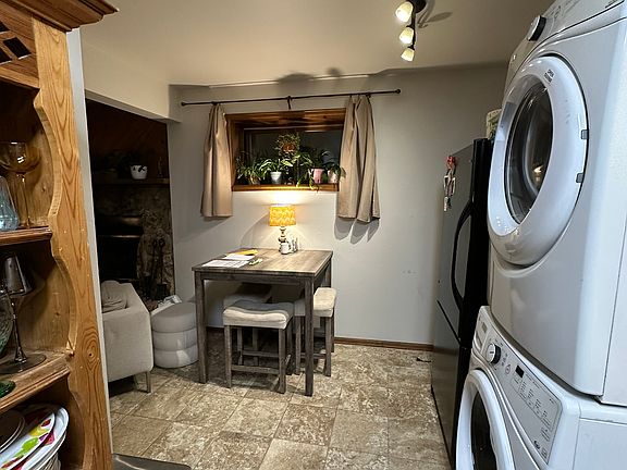 5th image of 30573 Hilltop Dr
