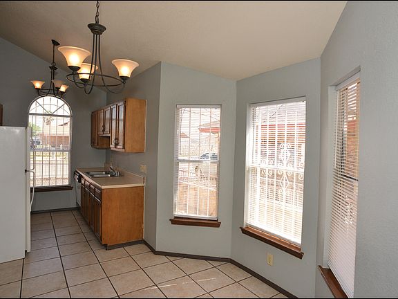 5th image of 5328 Mickey Mantle Ave