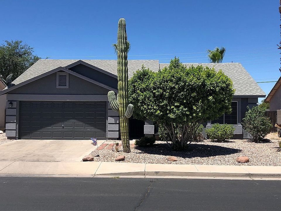 1st image of 464 N Hassett