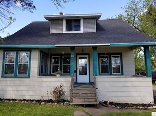19 16th St, Babbitt, MN 55720