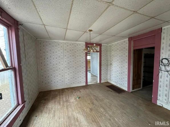 2022 S Jefferson St, Muncie, IN 47302