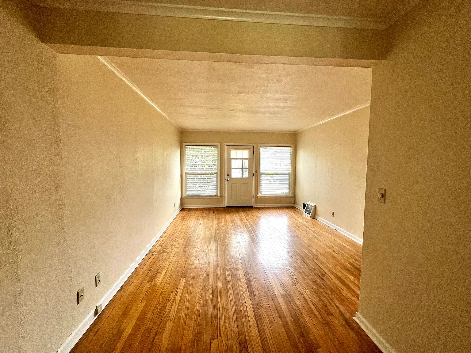 1 bed, 600 sqft, $1,390 — Photo 4