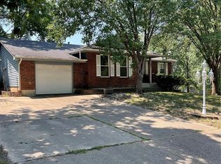217 Circle Dr, Owensville, MO 65066