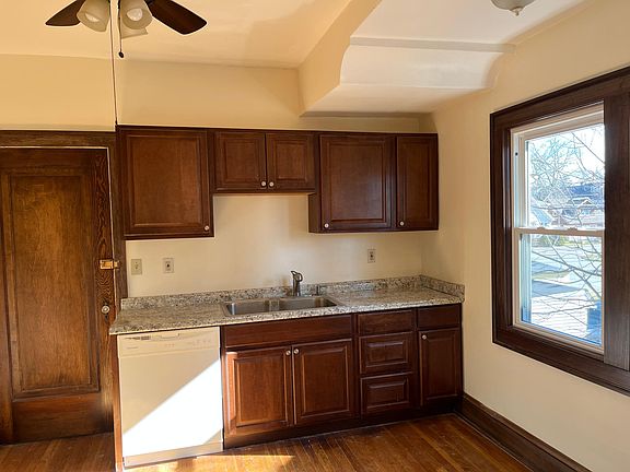 5th image of 2259 Northland Ave #2259