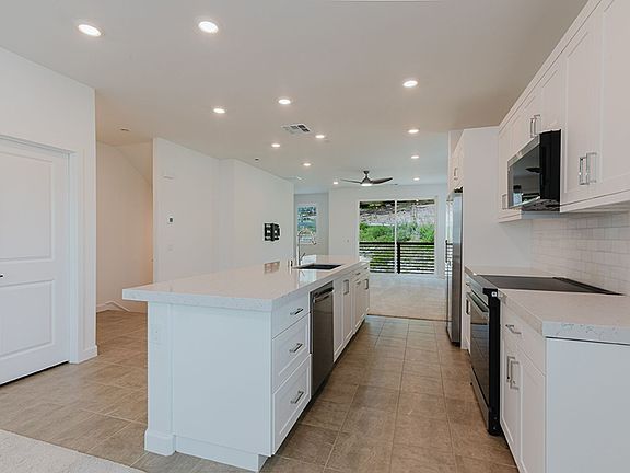 4th image of 11936 Owen Ln