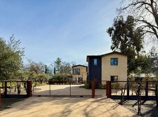 1810 Mora Ave, Calistoga, CA 94515