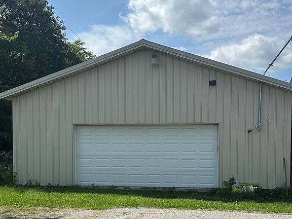 3rd image of 8695 Lilly Chapel Georgesville Rd