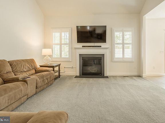 5th image of 31924 Chelsea Ct