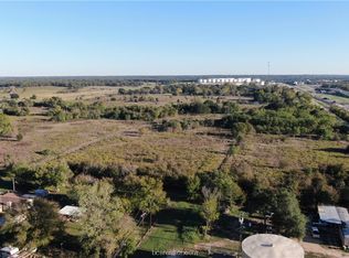 W South San Felipe Street Rd, Hearne, TX 77859