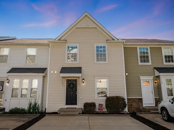 120 Pine Ln, Morgantown, WV 26508
