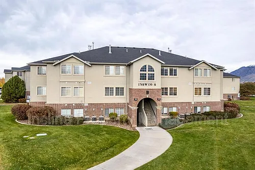 1768 W 1300 S Photo 1