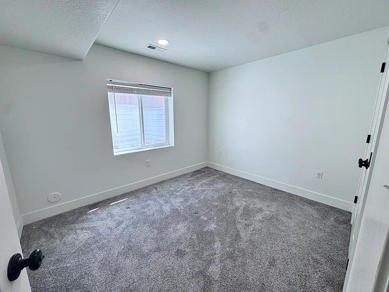 4729 W Middleboro Rd — Photo 12