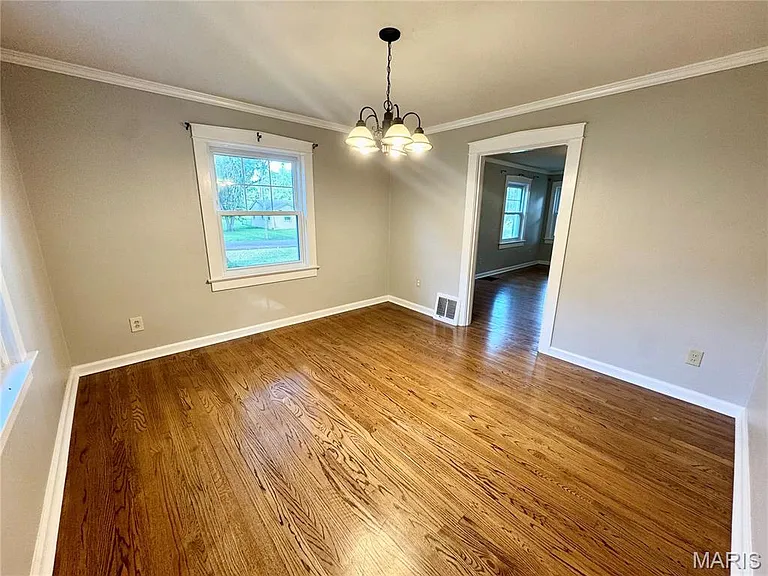 4720 Ruth St — Photo 12