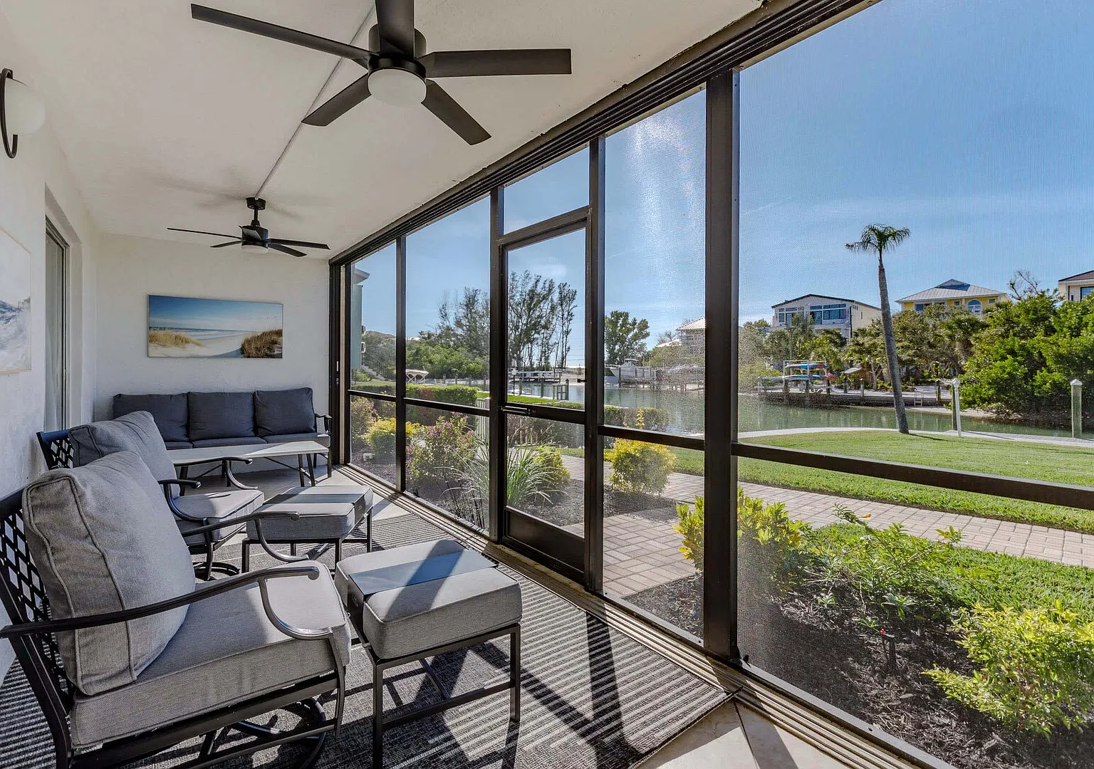 2BR Escape with Pool near Siesta Beach — Photo 1