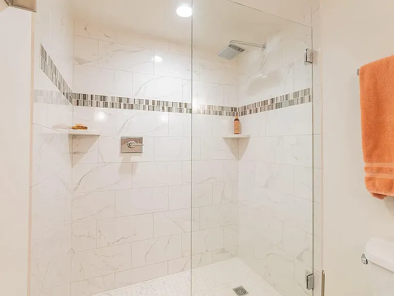 324 Parkway St — Photo 15