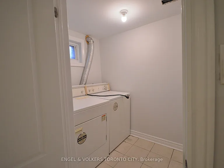 190 Cherrywood Dr #BASEMENT — Photo 10
