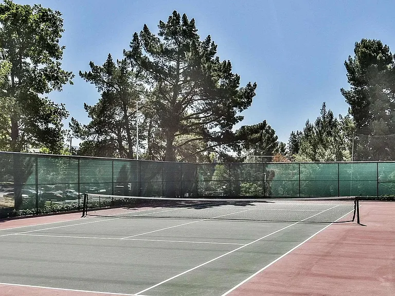 Community tennis court